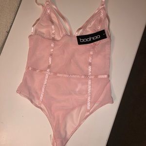 BooHoo blush size M mesh bodysuit. NEVER WORN!